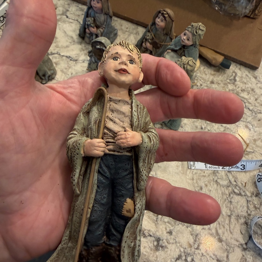 Sarah’s attic Holiday Figurine - Green and Brown